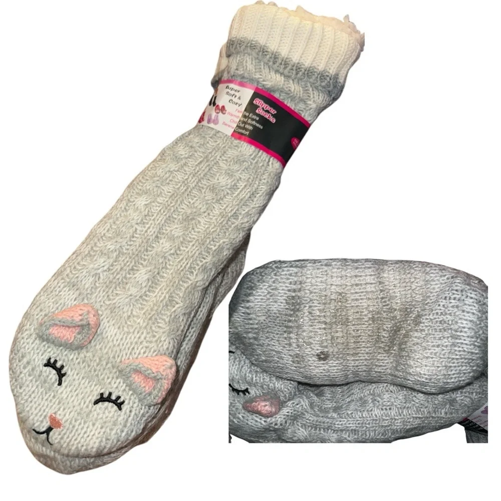 New slippers socks one‎ size fits most